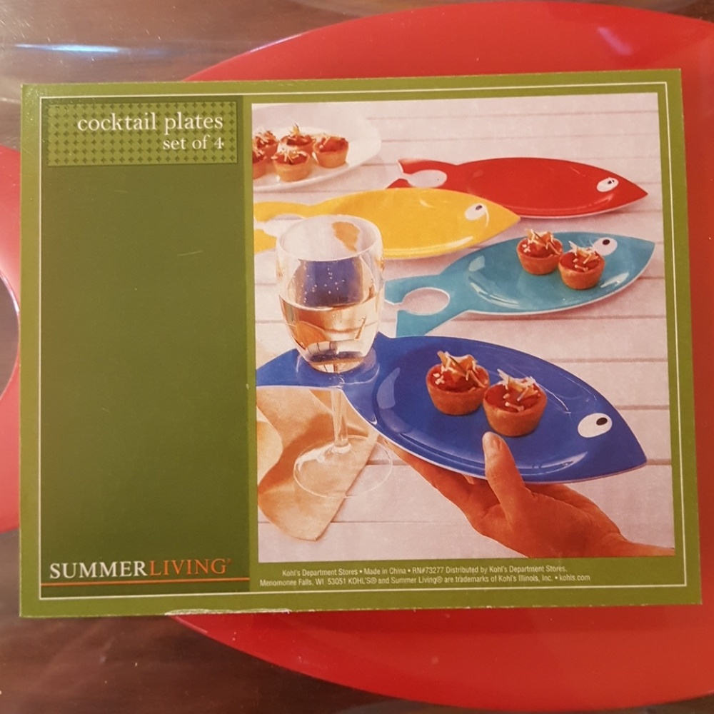 Fish Cocktail Plate Set - Picture 2 of 3